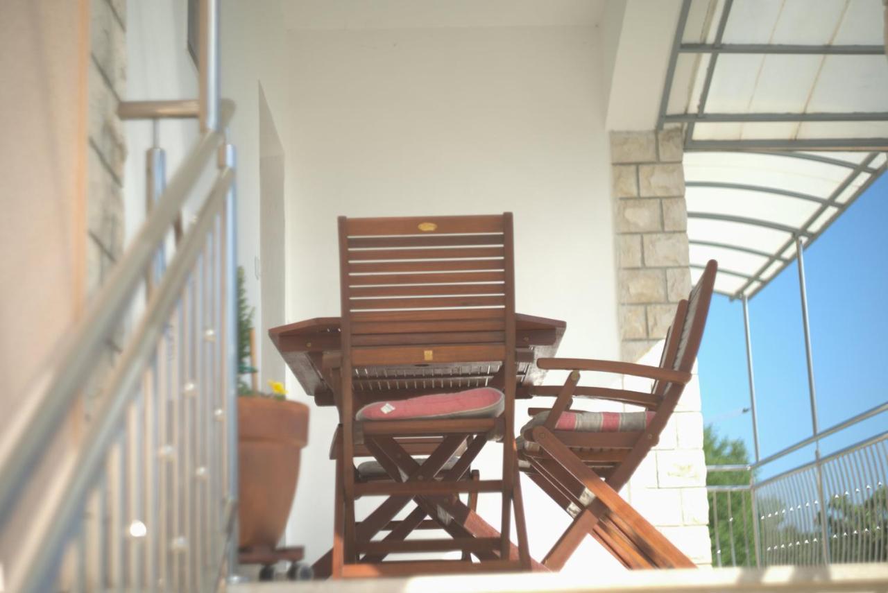 Apartman Gulici ポレッチ エクステリア 写真